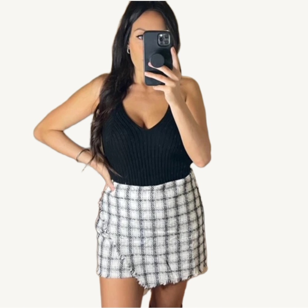 umgee C hanel inspired tweed mini skort black and white